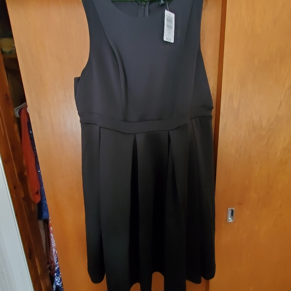 Black dress - Picture 3 of 3